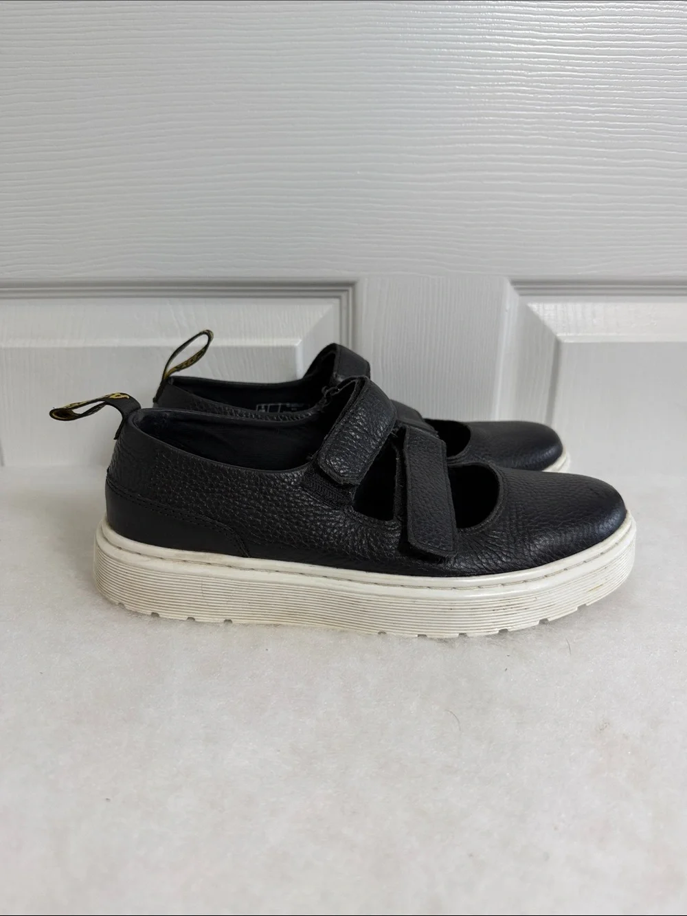 Dr. Doc Martens Mary Jane Leather Mae Platform Sneakers Women's Large 8